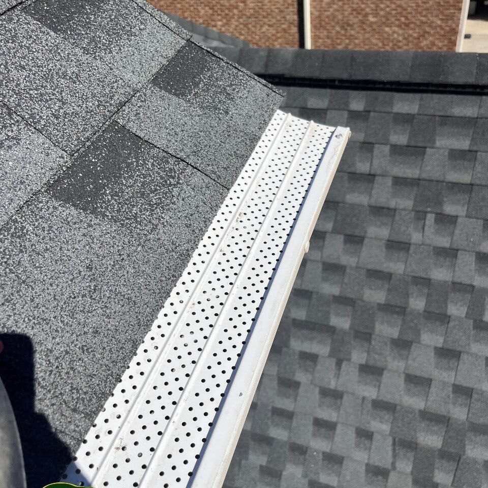 Gutter Cleaning & Maintenance